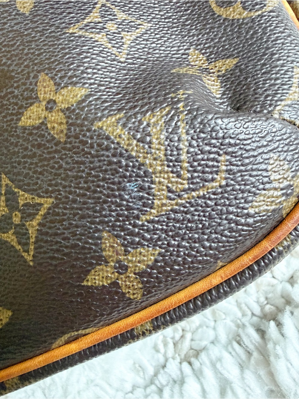 Louis vuitton monogram odeon PM crossbody bag - Picture 3 of 13